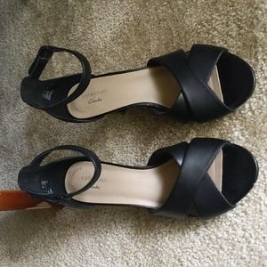 Clarks black sandals